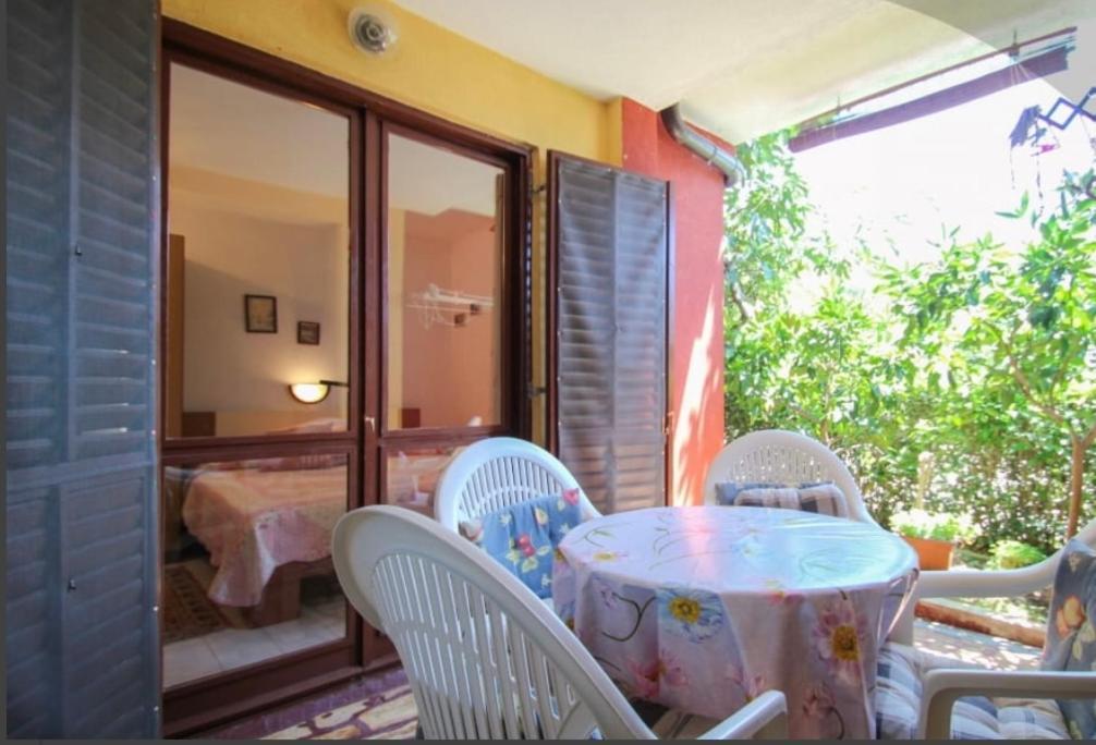 Valentina Apartment Novigrad  Bagian luar foto